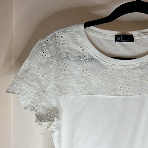 GAP tee - Picture 3 of 9